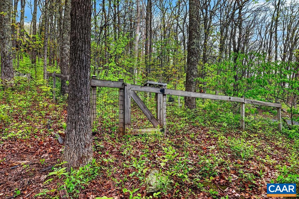 138 OAK LN, WINTERGREEN RESORT, Virginia 22967, 3 Bedrooms Bedrooms, ,2 BathroomsBathrooms,Residential,138 OAK LN,677731 MLS # 677731 138 OAK LN, WINTERGREEN RESORT, Virginia 22967, 3 Bedrooms Bedrooms, ,2 BathroomsBathrooms,Residential,138 OAK LN,677731 MLS # 677731