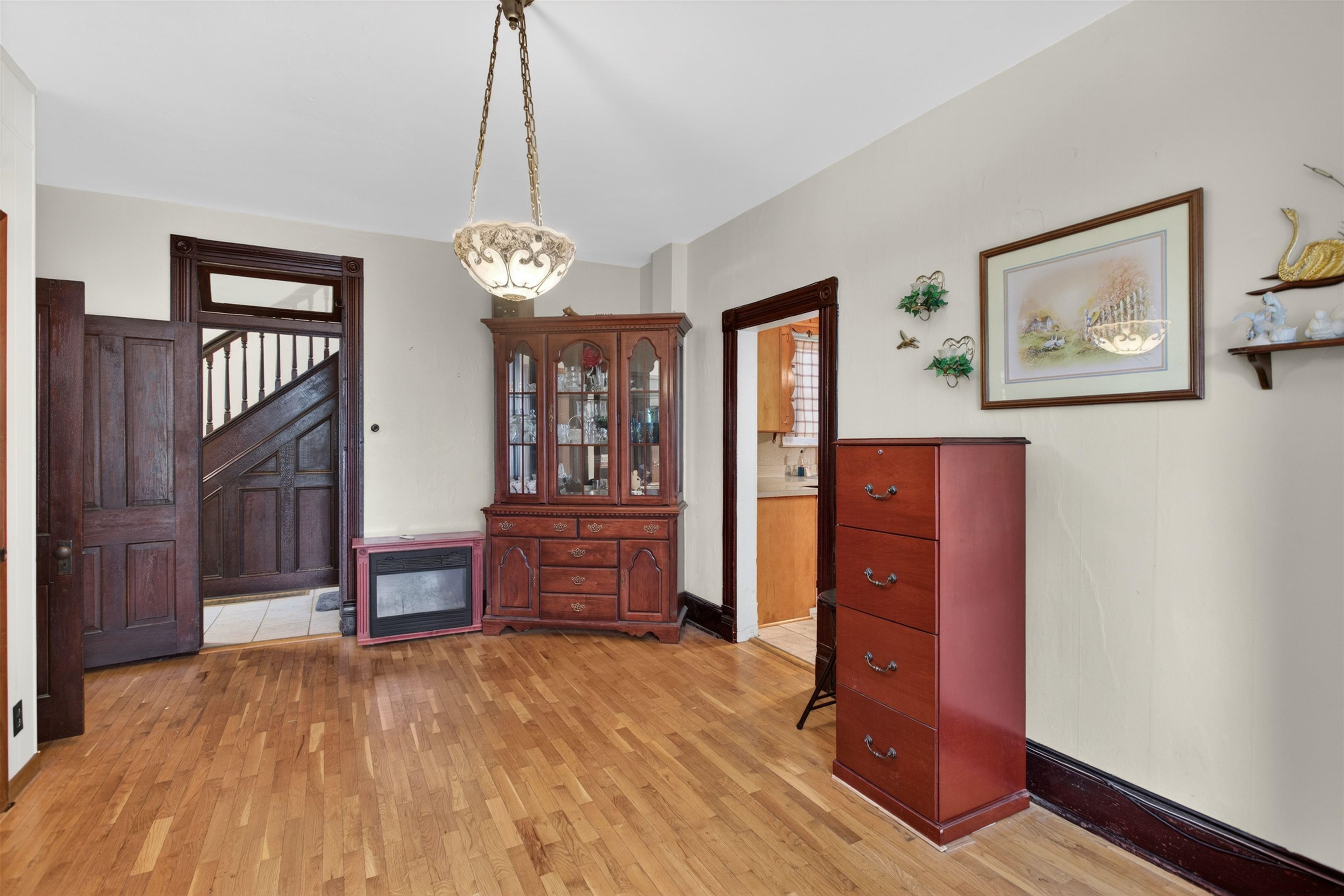 100 ASHBY AVE, ELKTON, Virginia 22827, 3 Bedrooms Bedrooms, ,2 BathroomsBathrooms,Residential,100 ASHBY AVE,677737 MLS # 677737 100 ASHBY AVE, ELKTON, Virginia 22827, 3 Bedrooms Bedrooms, ,2 BathroomsBathrooms,Residential,100 ASHBY AVE,677737 MLS # 677737