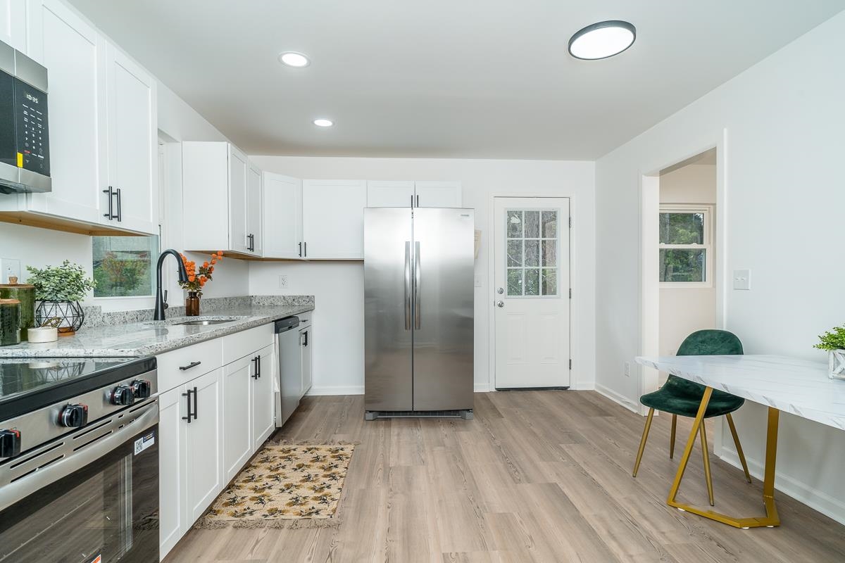 1205 BURNETT ST, STAUNTON, Virginia 24401, 2 Bedrooms Bedrooms, ,1 BathroomBathrooms,Residential,1205 BURNETT ST,677740 MLS # 677740 1205 BURNETT ST, STAUNTON, Virginia 24401, 2 Bedrooms Bedrooms, ,1 BathroomBathrooms,Residential,1205 BURNETT ST,677740 MLS # 677740