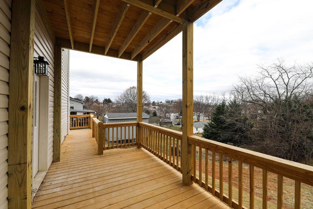 127 S WAVERLEY ST, STAUNTON, Virginia 24401, ,Residential,127 S WAVERLEY ST,677747 MLS # 677747 127 S WAVERLEY ST, STAUNTON, Virginia 24401, ,Residential,127 S WAVERLEY ST,677747 MLS # 677747