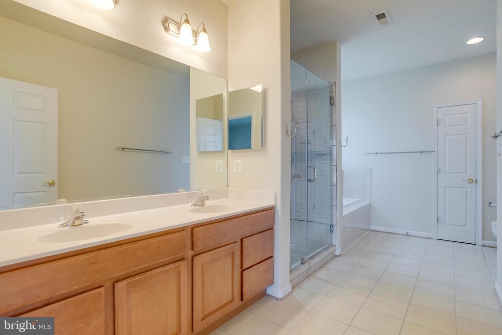 14308 S HALL CT, CULPEPER, Virginia 22701, 3 Bedrooms Bedrooms, ,2 BathroomsBathrooms,Residential,14308 S HALL CT,VACU2013566 MLS # VACU2013566 14308 S HALL CT, CULPEPER, Virginia 22701, 3 Bedrooms Bedrooms, ,2 BathroomsBathrooms,Residential,14308 S HALL CT,VACU2013566 MLS # VACU2013566