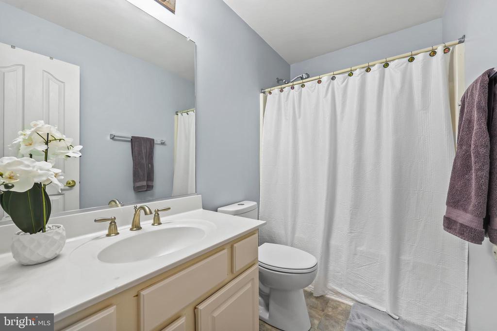 10000 BETSY ST, FREDERICKSBURG, Virginia 22408, 5 Bedrooms Bedrooms, ,3 BathroomsBathrooms,Residential,10000 BETSY ST,VASP2041848 MLS # VASP2041848 10000 BETSY ST, FREDERICKSBURG, Virginia 22408, 5 Bedrooms Bedrooms, ,3 BathroomsBathrooms,Residential,10000 BETSY ST,VASP2041848 MLS # VASP2041848