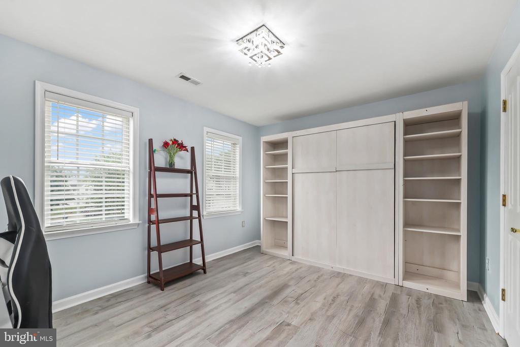 10000 BETSY ST, FREDERICKSBURG, Virginia 22408, 5 Bedrooms Bedrooms, ,3 BathroomsBathrooms,Residential,10000 BETSY ST,VASP2041848 MLS # VASP2041848 10000 BETSY ST, FREDERICKSBURG, Virginia 22408, 5 Bedrooms Bedrooms, ,3 BathroomsBathrooms,Residential,10000 BETSY ST,VASP2041848 MLS # VASP2041848
