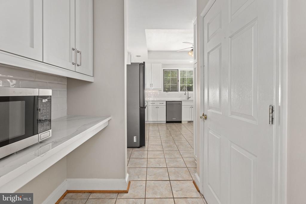 13801 HUNTING RUN DR, FREDERICKSBURG, Virginia 22407, 6 Bedrooms Bedrooms, ,4 BathroomsBathrooms,Residential,13801 HUNTING RUN DR,VASP2041908 MLS # VASP2041908 13801 HUNTING RUN DR, FREDERICKSBURG, Virginia 22407, 6 Bedrooms Bedrooms, ,4 BathroomsBathrooms,Residential,13801 HUNTING RUN DR,VASP2041908 MLS # VASP2041908