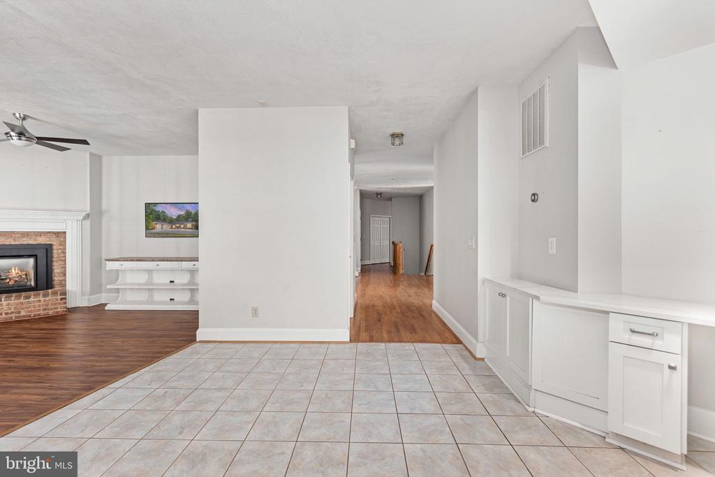 13801 HUNTING RUN DR, FREDERICKSBURG, Virginia 22407, 6 Bedrooms Bedrooms, ,4 BathroomsBathrooms,Residential,13801 HUNTING RUN DR,VASP2041908 MLS # VASP2041908 13801 HUNTING RUN DR, FREDERICKSBURG, Virginia 22407, 6 Bedrooms Bedrooms, ,4 BathroomsBathrooms,Residential,13801 HUNTING RUN DR,VASP2041908 MLS # VASP2041908
