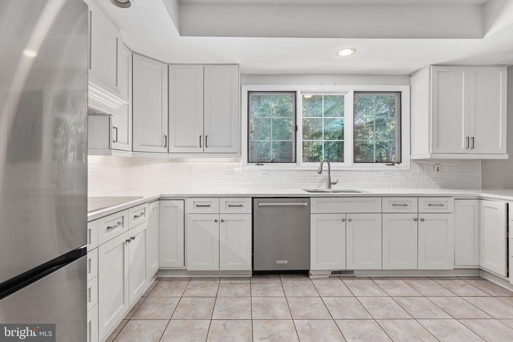 13801 HUNTING RUN DR, FREDERICKSBURG, Virginia 22407, 6 Bedrooms Bedrooms, ,4 BathroomsBathrooms,Residential,13801 HUNTING RUN DR,VASP2041908 MLS # VASP2041908 13801 HUNTING RUN DR, FREDERICKSBURG, Virginia 22407, 6 Bedrooms Bedrooms, ,4 BathroomsBathrooms,Residential,13801 HUNTING RUN DR,VASP2041908 MLS # VASP2041908