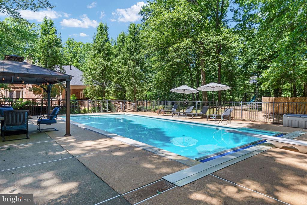 13801 HUNTING RUN DR, FREDERICKSBURG, Virginia 22407, 6 Bedrooms Bedrooms, ,4 BathroomsBathrooms,Residential,13801 HUNTING RUN DR,VASP2041908 MLS # VASP2041908 13801 HUNTING RUN DR, FREDERICKSBURG, Virginia 22407, 6 Bedrooms Bedrooms, ,4 BathroomsBathrooms,Residential,13801 HUNTING RUN DR,VASP2041908 MLS # VASP2041908