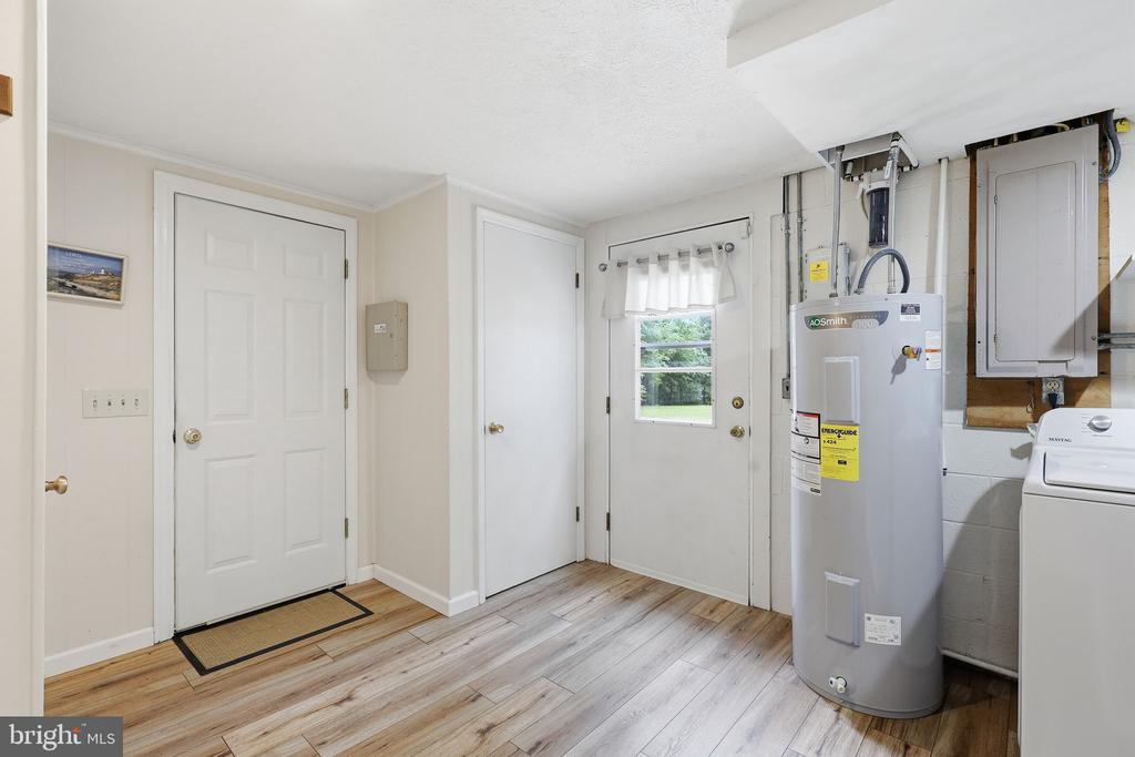 13408 BLACK MEADOW RD, SPOTSYLVANIA, Virginia 22553, 4 Bedrooms Bedrooms, ,3 BathroomsBathrooms,Residential,13408 BLACK MEADOW RD,VASP2042054 MLS # VASP2042054 13408 BLACK MEADOW RD, SPOTSYLVANIA, Virginia 22553, 4 Bedrooms Bedrooms, ,3 BathroomsBathrooms,Residential,13408 BLACK MEADOW RD,VASP2042054 MLS # VASP2042054