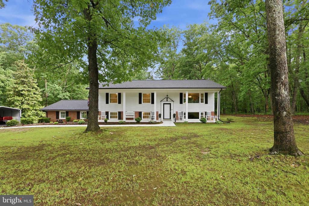 13408 BLACK MEADOW RD, SPOTSYLVANIA, Virginia 22553, 4 Bedrooms Bedrooms, ,3 BathroomsBathrooms,Residential,13408 BLACK MEADOW RD,VASP2042054 MLS # VASP2042054 13408 BLACK MEADOW RD, SPOTSYLVANIA, Virginia 22553, 4 Bedrooms Bedrooms, ,3 BathroomsBathrooms,Residential,13408 BLACK MEADOW RD,VASP2042054 MLS # VASP2042054