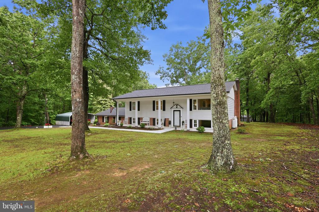 13408 BLACK MEADOW RD, SPOTSYLVANIA, Virginia 22553, 4 Bedrooms Bedrooms, ,3 BathroomsBathrooms,Residential,13408 BLACK MEADOW RD,VASP2042054 MLS # VASP2042054 13408 BLACK MEADOW RD, SPOTSYLVANIA, Virginia 22553, 4 Bedrooms Bedrooms, ,3 BathroomsBathrooms,Residential,13408 BLACK MEADOW RD,VASP2042054 MLS # VASP2042054