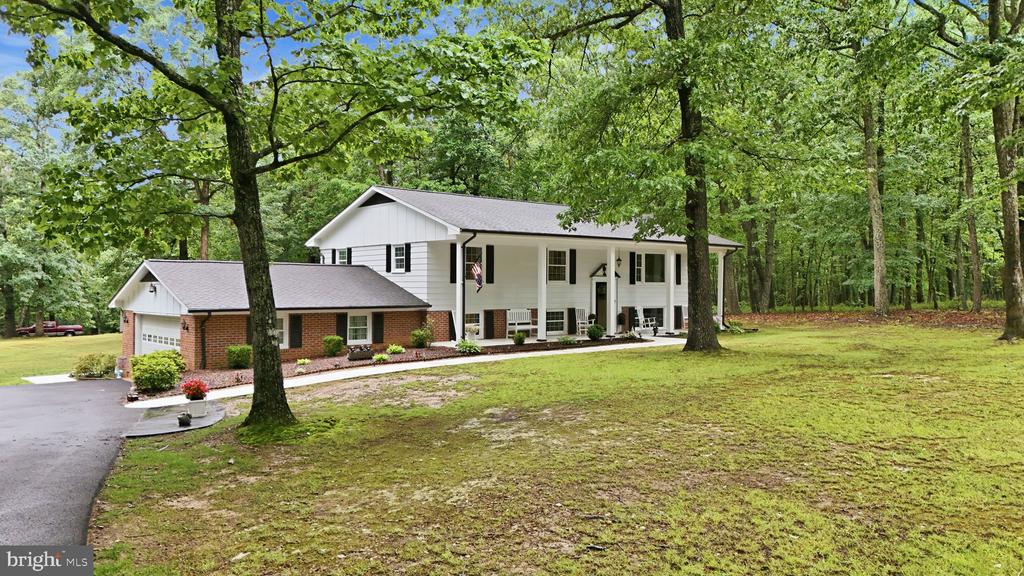 13408 BLACK MEADOW RD, SPOTSYLVANIA, Virginia 22553, 4 Bedrooms Bedrooms, ,3 BathroomsBathrooms,Residential,13408 BLACK MEADOW RD,VASP2042054 MLS # VASP2042054 13408 BLACK MEADOW RD, SPOTSYLVANIA, Virginia 22553, 4 Bedrooms Bedrooms, ,3 BathroomsBathrooms,Residential,13408 BLACK MEADOW RD,VASP2042054 MLS # VASP2042054