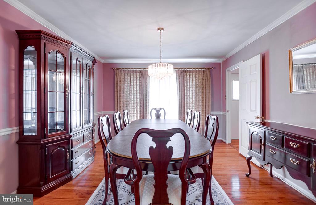 7077 WESTMORELAND DR, WARRENTON, Virginia 20187, 3 Bedrooms Bedrooms, ,2 BathroomsBathrooms,Residential,7077 WESTMORELAND DR,VAFQ2022168 MLS # VAFQ2022168 7077 WESTMORELAND DR, WARRENTON, Virginia 20187, 3 Bedrooms Bedrooms, ,2 BathroomsBathrooms,Residential,7077 WESTMORELAND DR,VAFQ2022168 MLS # VAFQ2022168