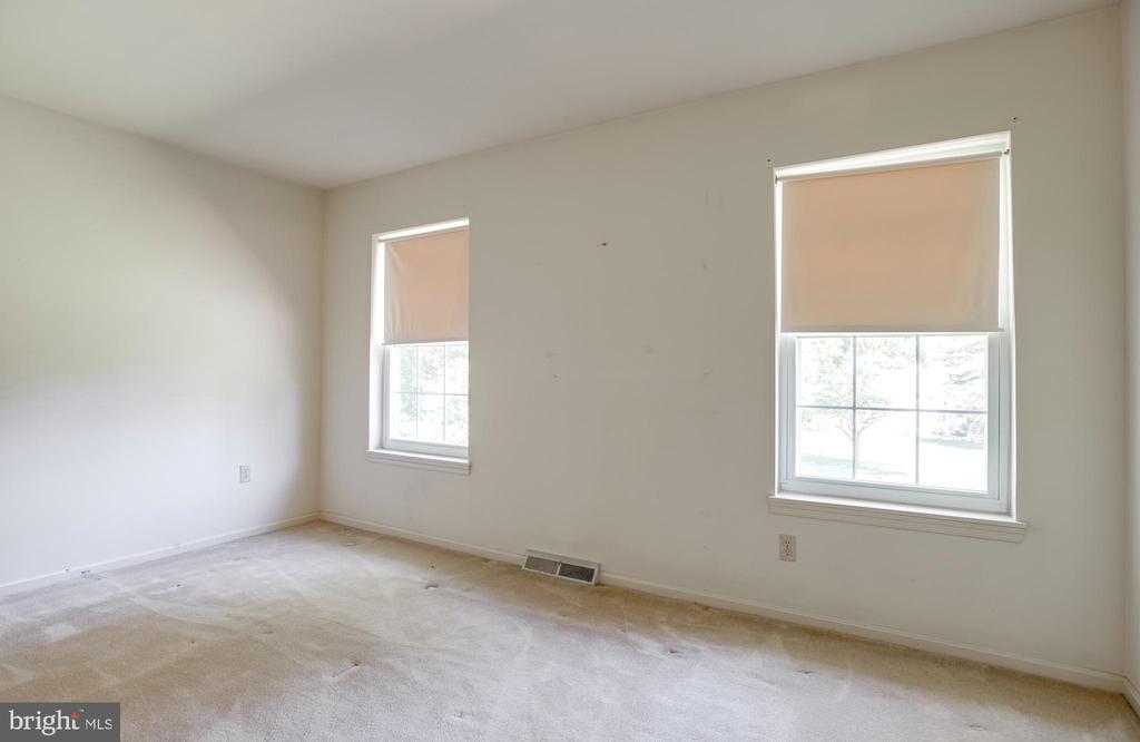 7077 WESTMORELAND DR, WARRENTON, Virginia 20187, 3 Bedrooms Bedrooms, ,2 BathroomsBathrooms,Residential,7077 WESTMORELAND DR,VAFQ2022168 MLS # VAFQ2022168 7077 WESTMORELAND DR, WARRENTON, Virginia 20187, 3 Bedrooms Bedrooms, ,2 BathroomsBathrooms,Residential,7077 WESTMORELAND DR,VAFQ2022168 MLS # VAFQ2022168