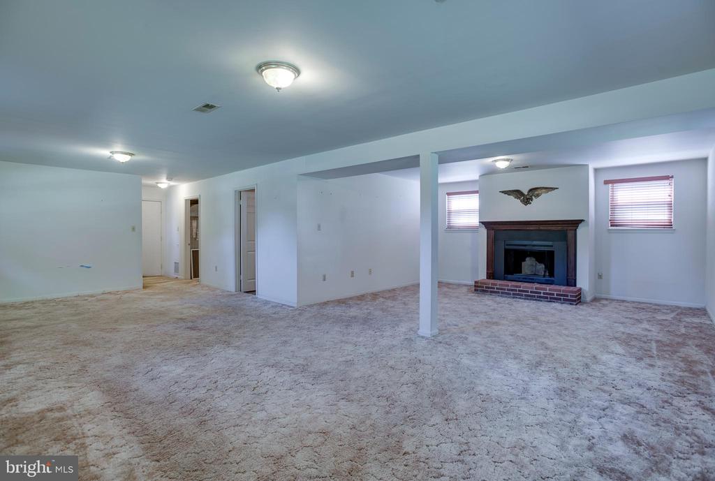 7077 WESTMORELAND DR, WARRENTON, Virginia 20187, 3 Bedrooms Bedrooms, ,2 BathroomsBathrooms,Residential,7077 WESTMORELAND DR,VAFQ2022168 MLS # VAFQ2022168 7077 WESTMORELAND DR, WARRENTON, Virginia 20187, 3 Bedrooms Bedrooms, ,2 BathroomsBathrooms,Residential,7077 WESTMORELAND DR,VAFQ2022168 MLS # VAFQ2022168