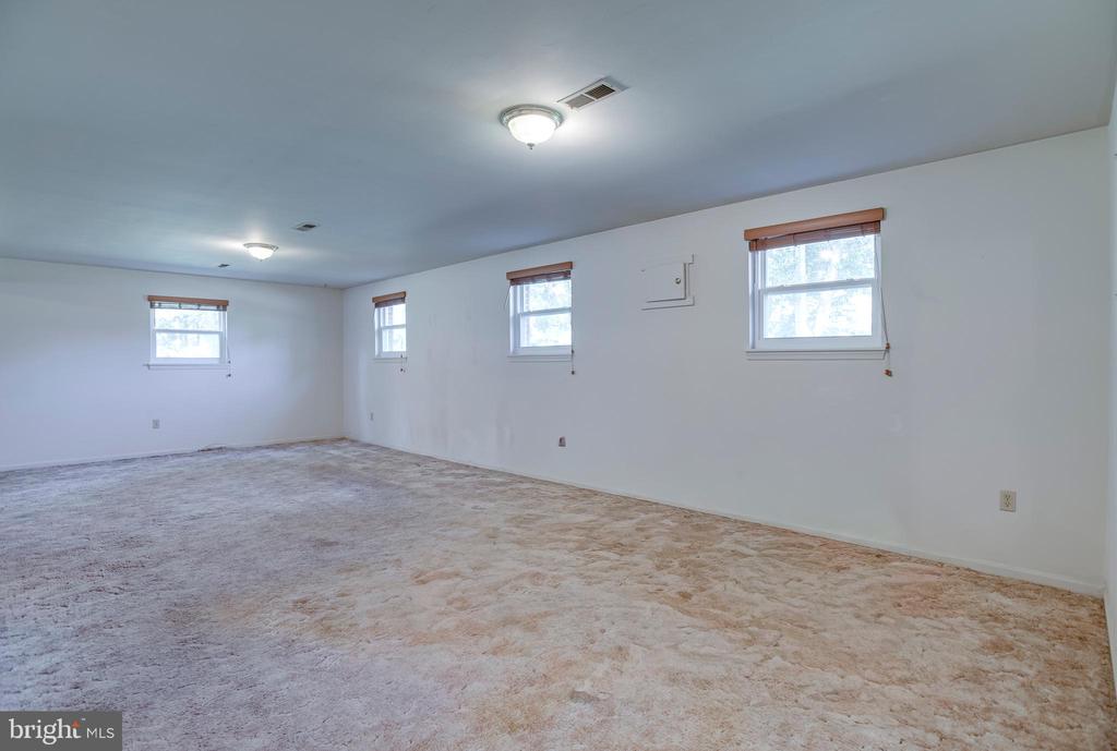 7077 WESTMORELAND DR, WARRENTON, Virginia 20187, 3 Bedrooms Bedrooms, ,2 BathroomsBathrooms,Residential,7077 WESTMORELAND DR,VAFQ2022168 MLS # VAFQ2022168 7077 WESTMORELAND DR, WARRENTON, Virginia 20187, 3 Bedrooms Bedrooms, ,2 BathroomsBathrooms,Residential,7077 WESTMORELAND DR,VAFQ2022168 MLS # VAFQ2022168