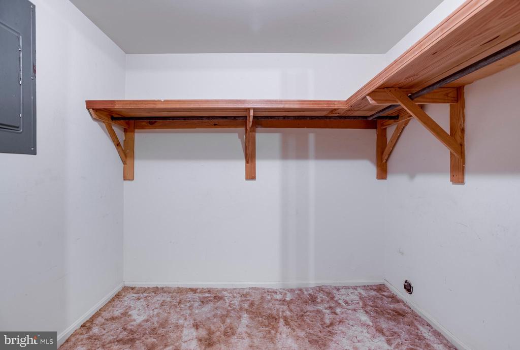 7077 WESTMORELAND DR, WARRENTON, Virginia 20187, 3 Bedrooms Bedrooms, ,2 BathroomsBathrooms,Residential,7077 WESTMORELAND DR,VAFQ2022168 MLS # VAFQ2022168 7077 WESTMORELAND DR, WARRENTON, Virginia 20187, 3 Bedrooms Bedrooms, ,2 BathroomsBathrooms,Residential,7077 WESTMORELAND DR,VAFQ2022168 MLS # VAFQ2022168