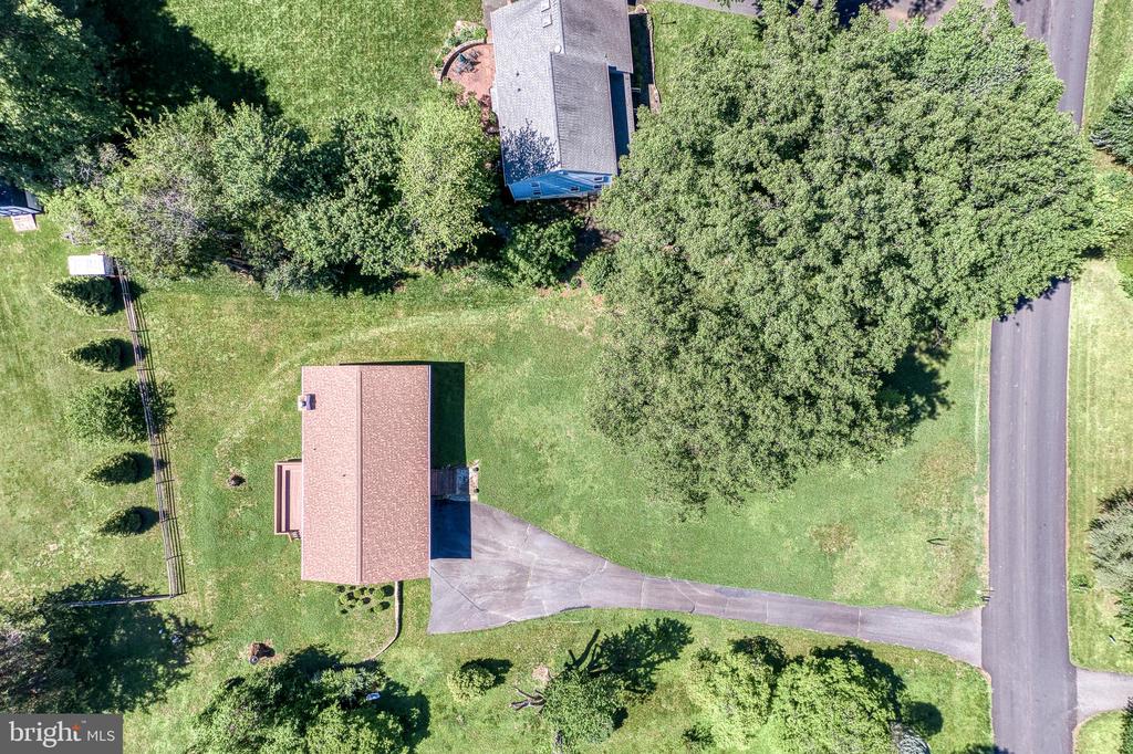 7077 WESTMORELAND DR, WARRENTON, Virginia 20187, 3 Bedrooms Bedrooms, ,2 BathroomsBathrooms,Residential,7077 WESTMORELAND DR,VAFQ2022168 MLS # VAFQ2022168 7077 WESTMORELAND DR, WARRENTON, Virginia 20187, 3 Bedrooms Bedrooms, ,2 BathroomsBathrooms,Residential,7077 WESTMORELAND DR,VAFQ2022168 MLS # VAFQ2022168