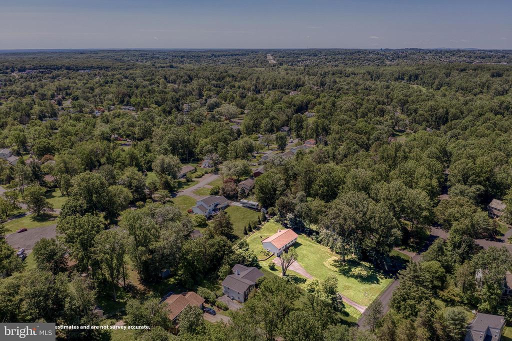 7077 WESTMORELAND DR, WARRENTON, Virginia 20187, 3 Bedrooms Bedrooms, ,2 BathroomsBathrooms,Residential,7077 WESTMORELAND DR,VAFQ2022168 MLS # VAFQ2022168 7077 WESTMORELAND DR, WARRENTON, Virginia 20187, 3 Bedrooms Bedrooms, ,2 BathroomsBathrooms,Residential,7077 WESTMORELAND DR,VAFQ2022168 MLS # VAFQ2022168