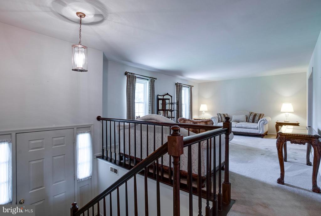 7077 WESTMORELAND DR, WARRENTON, Virginia 20187, 3 Bedrooms Bedrooms, ,2 BathroomsBathrooms,Residential,7077 WESTMORELAND DR,VAFQ2022168 MLS # VAFQ2022168 7077 WESTMORELAND DR, WARRENTON, Virginia 20187, 3 Bedrooms Bedrooms, ,2 BathroomsBathrooms,Residential,7077 WESTMORELAND DR,VAFQ2022168 MLS # VAFQ2022168