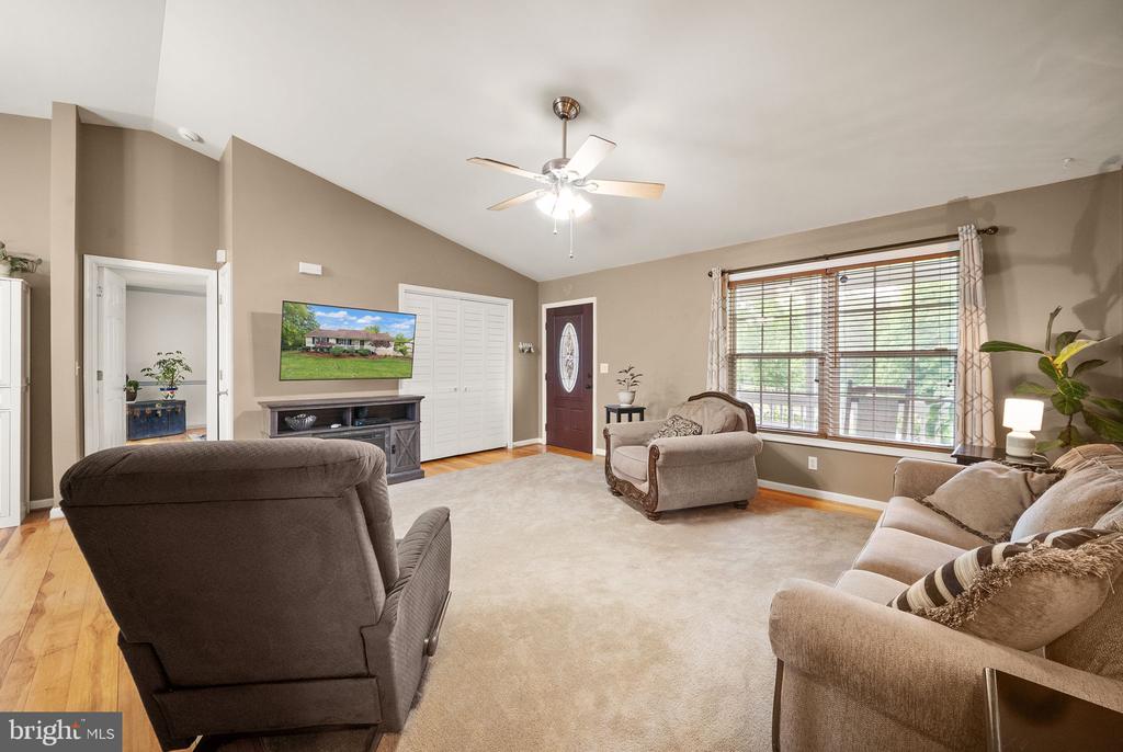 24346 OAK FOREST DR, RAPIDAN, Virginia 22733, 3 Bedrooms Bedrooms, ,3 BathroomsBathrooms,Residential,24346 OAK FOREST DR,VACU2013716 MLS # VACU2013716