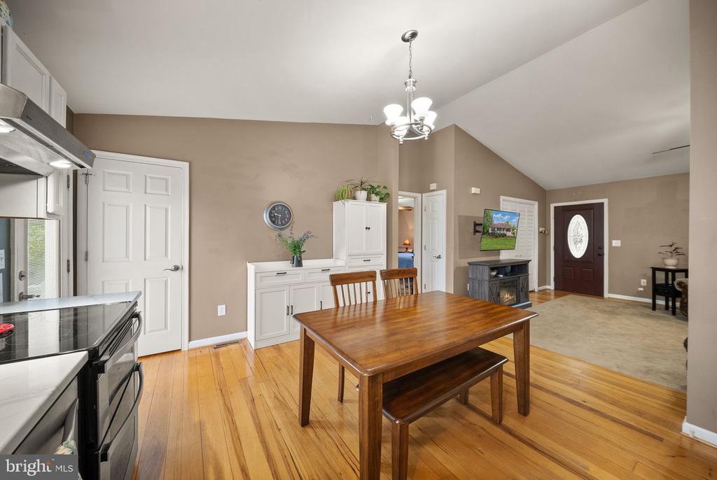 24346 OAK FOREST DR, RAPIDAN, Virginia 22733, 3 Bedrooms Bedrooms, ,3 BathroomsBathrooms,Residential,24346 OAK FOREST DR,VACU2013716 MLS # VACU2013716