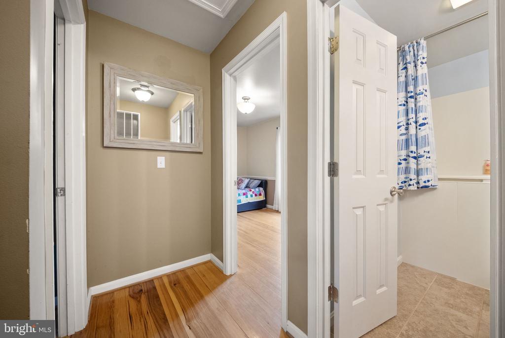 24346 OAK FOREST DR, RAPIDAN, Virginia 22733, 3 Bedrooms Bedrooms, ,3 BathroomsBathrooms,Residential,24346 OAK FOREST DR,VACU2013716 MLS # VACU2013716