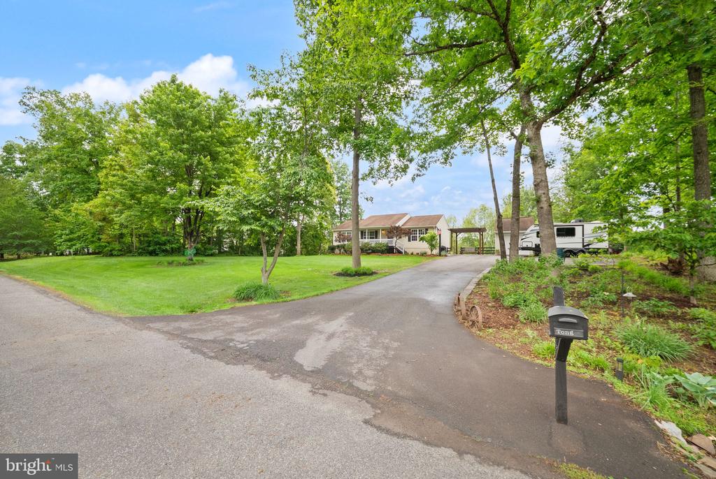 24346 OAK FOREST DR, RAPIDAN, Virginia 22733, 3 Bedrooms Bedrooms, ,3 BathroomsBathrooms,Residential,24346 OAK FOREST DR,VACU2013716 MLS # VACU2013716