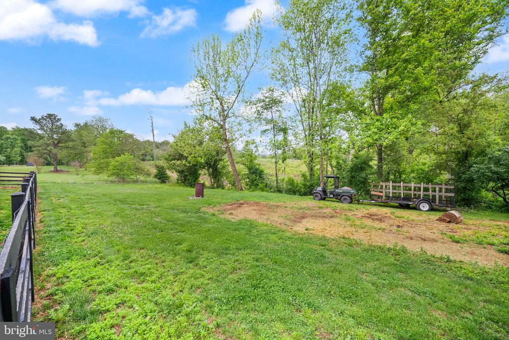 24346 OAK FOREST DR, RAPIDAN, Virginia 22733, 3 Bedrooms Bedrooms, ,3 BathroomsBathrooms,Residential,24346 OAK FOREST DR,VACU2013716 MLS # VACU2013716