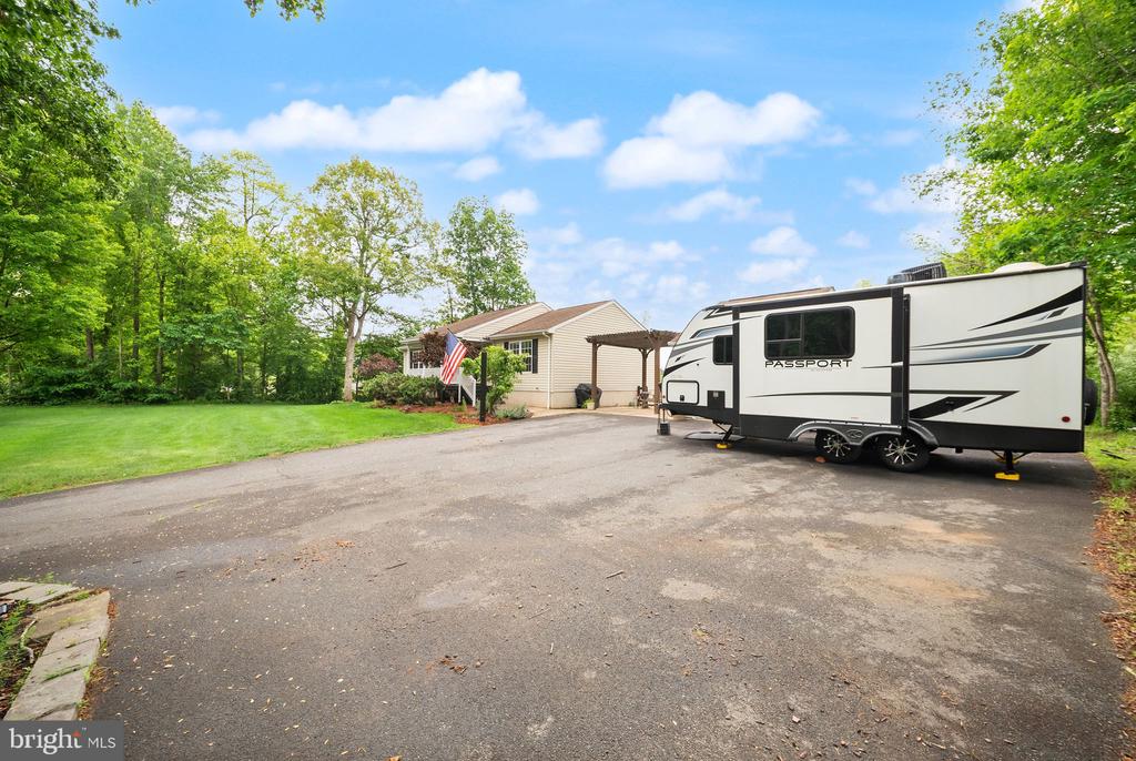 24346 OAK FOREST DR, RAPIDAN, Virginia 22733, 3 Bedrooms Bedrooms, ,3 BathroomsBathrooms,Residential,24346 OAK FOREST DR,VACU2013716 MLS # VACU2013716