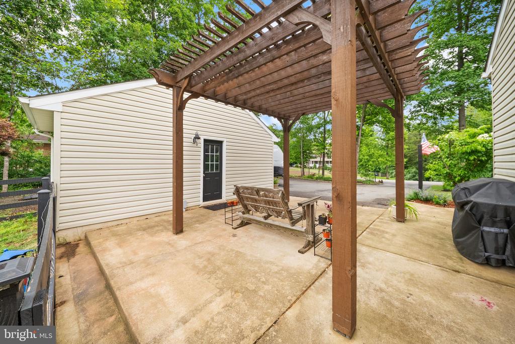 24346 OAK FOREST DR, RAPIDAN, Virginia 22733, 3 Bedrooms Bedrooms, ,3 BathroomsBathrooms,Residential,24346 OAK FOREST DR,VACU2013716 MLS # VACU2013716