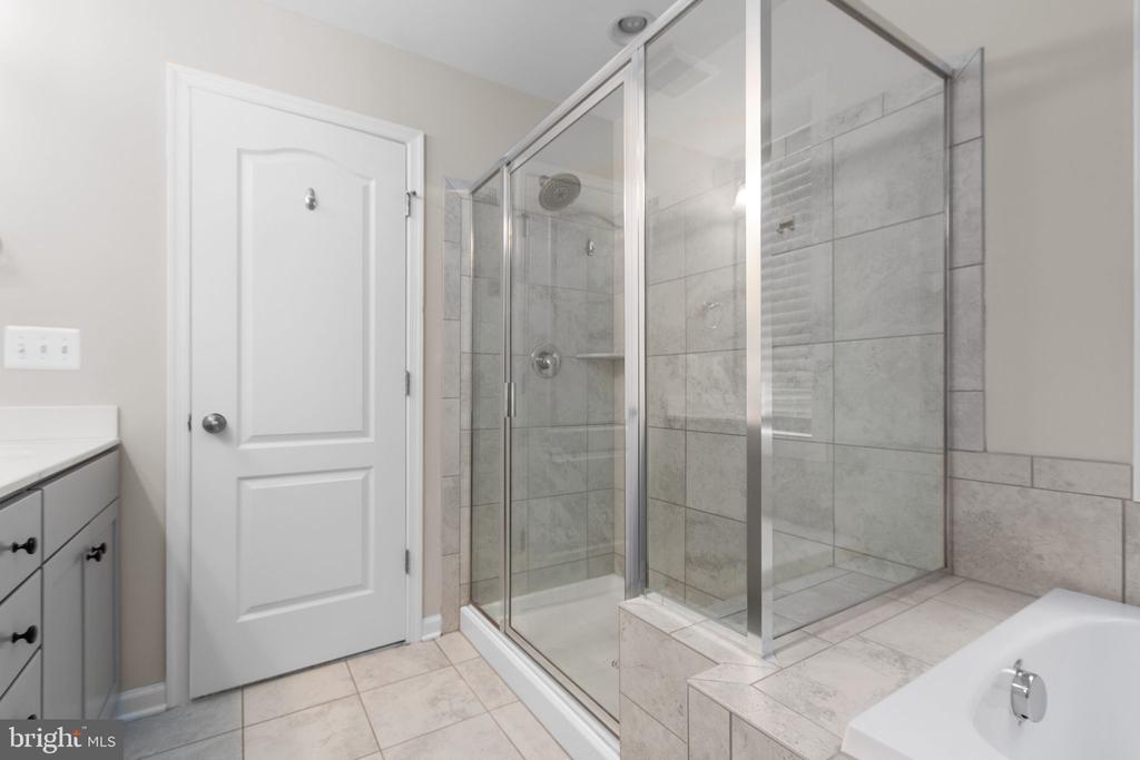 9632 HILLCREST DR, FREDERICKSBURG, Virginia 22407, 5 Bedrooms Bedrooms, ,3 BathroomsBathrooms,Residential,9632 HILLCREST DR,VASP2042202 MLS # VASP2042202 9632 HILLCREST DR, FREDERICKSBURG, Virginia 22407, 5 Bedrooms Bedrooms, ,3 BathroomsBathrooms,Residential,9632 HILLCREST DR,VASP2042202 MLS # VASP2042202