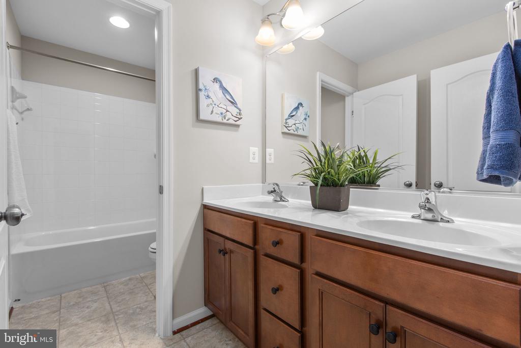 9632 HILLCREST DR, FREDERICKSBURG, Virginia 22407, 5 Bedrooms Bedrooms, ,3 BathroomsBathrooms,Residential,9632 HILLCREST DR,VASP2042202 MLS # VASP2042202 9632 HILLCREST DR, FREDERICKSBURG, Virginia 22407, 5 Bedrooms Bedrooms, ,3 BathroomsBathrooms,Residential,9632 HILLCREST DR,VASP2042202 MLS # VASP2042202