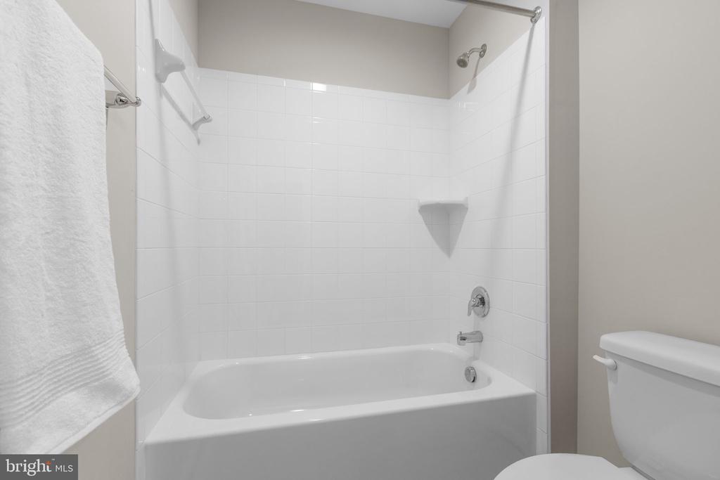 9632 HILLCREST DR, FREDERICKSBURG, Virginia 22407, 5 Bedrooms Bedrooms, ,3 BathroomsBathrooms,Residential,9632 HILLCREST DR,VASP2042202 MLS # VASP2042202 9632 HILLCREST DR, FREDERICKSBURG, Virginia 22407, 5 Bedrooms Bedrooms, ,3 BathroomsBathrooms,Residential,9632 HILLCREST DR,VASP2042202 MLS # VASP2042202