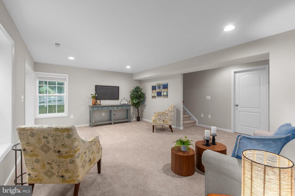 9632 HILLCREST DR, FREDERICKSBURG, Virginia 22407, 5 Bedrooms Bedrooms, ,3 BathroomsBathrooms,Residential,9632 HILLCREST DR,VASP2042202 MLS # VASP2042202 9632 HILLCREST DR, FREDERICKSBURG, Virginia 22407, 5 Bedrooms Bedrooms, ,3 BathroomsBathrooms,Residential,9632 HILLCREST DR,VASP2042202 MLS # VASP2042202
