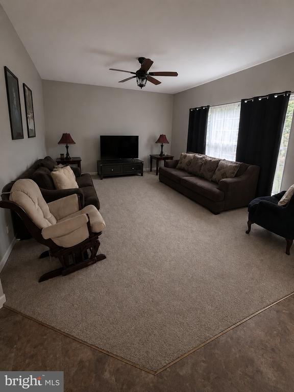 627 HOLLY CREST DR, CULPEPER, Virginia 22701, 6 Bedrooms Bedrooms, ,3 BathroomsBathrooms,Residential,627 HOLLY CREST DR,VACU2013712 MLS # VACU2013712 627 HOLLY CREST DR, CULPEPER, Virginia 22701, 6 Bedrooms Bedrooms, ,3 BathroomsBathrooms,Residential,627 HOLLY CREST DR,VACU2013712 MLS # VACU2013712