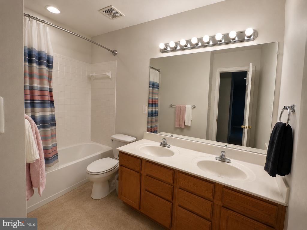 627 HOLLY CREST DR, CULPEPER, Virginia 22701, 6 Bedrooms Bedrooms, ,3 BathroomsBathrooms,Residential,627 HOLLY CREST DR,VACU2013712 MLS # VACU2013712 627 HOLLY CREST DR, CULPEPER, Virginia 22701, 6 Bedrooms Bedrooms, ,3 BathroomsBathrooms,Residential,627 HOLLY CREST DR,VACU2013712 MLS # VACU2013712