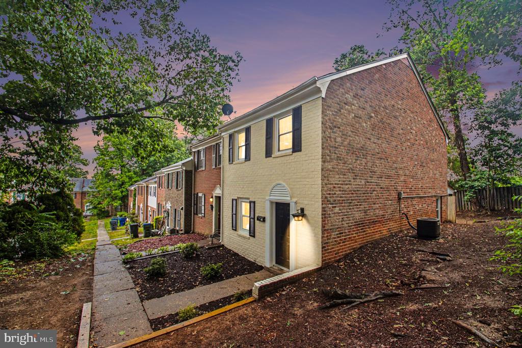 13 BENTLEY CT, FREDERICKSBURG, Virginia 22408, 3 Bedrooms Bedrooms, ,1 BathroomBathrooms,Residential,OLDE GREENWICH,13 BENTLEY CT,VASP2042290 MLS # VASP2042290