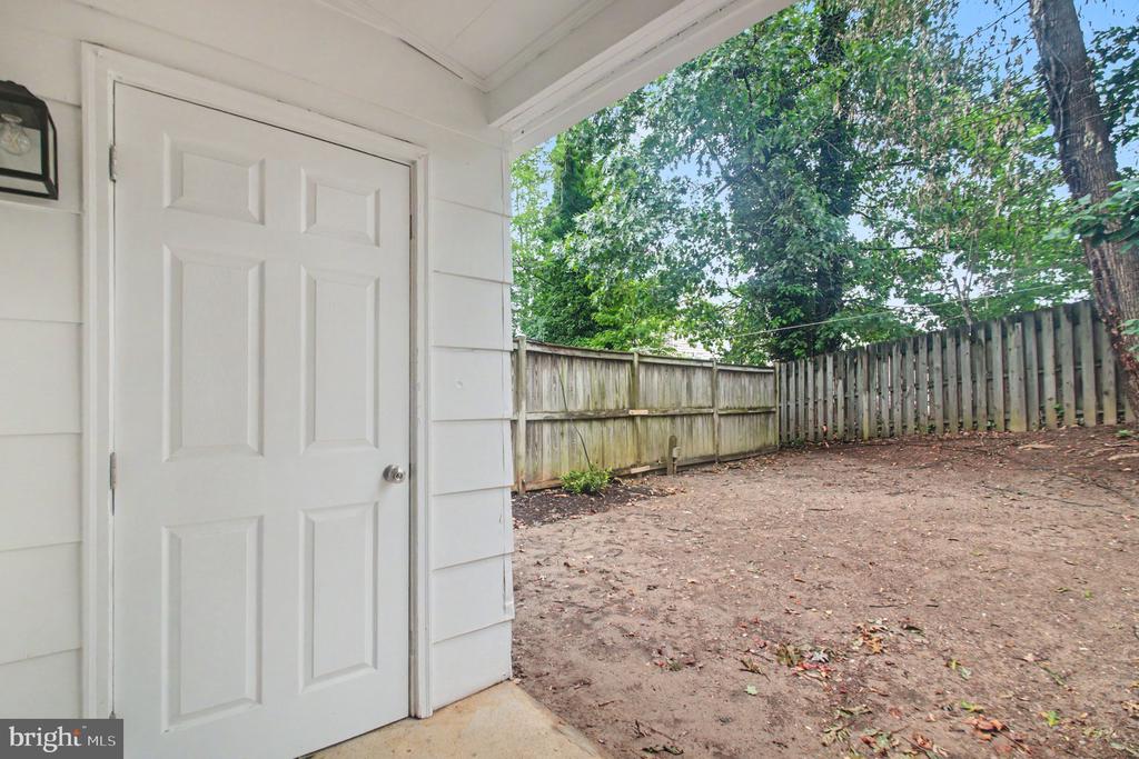 13 BENTLEY CT, FREDERICKSBURG, Virginia 22408, 3 Bedrooms Bedrooms, ,1 BathroomBathrooms,Residential,OLDE GREENWICH,13 BENTLEY CT,VASP2042290 MLS # VASP2042290