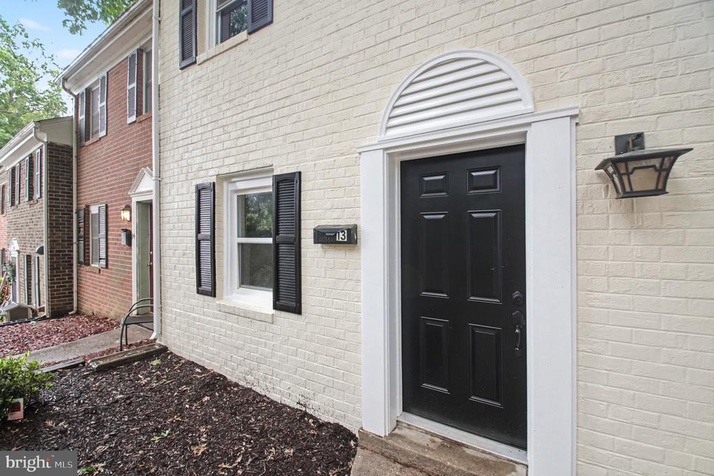 13 BENTLEY CT, FREDERICKSBURG, Virginia 22408, 3 Bedrooms Bedrooms, ,1 BathroomBathrooms,Residential,OLDE GREENWICH,13 BENTLEY CT,VASP2042290 MLS # VASP2042290