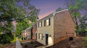 13 BENTLEY CT, FREDERICKSBURG, Virginia 22408, 3 Bedrooms Bedrooms, ,1 BathroomBathrooms,Residential,OLDE GREENWICH,13 BENTLEY CT,VASP2042290 MLS # VASP2042290
