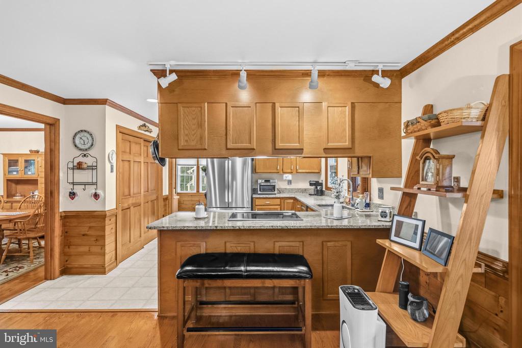 1 RODEO CT, FREDERICKSBURG, Virginia 22407, 4 Bedrooms Bedrooms, ,2 BathroomsBathrooms,Residential,BREEZEWOOD,1 RODEO CT,VASP2041102 MLS # VASP2041102