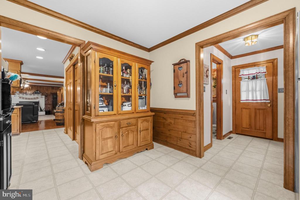 1 RODEO CT, FREDERICKSBURG, Virginia 22407, 4 Bedrooms Bedrooms, ,2 BathroomsBathrooms,Residential,BREEZEWOOD,1 RODEO CT,VASP2041102 MLS # VASP2041102