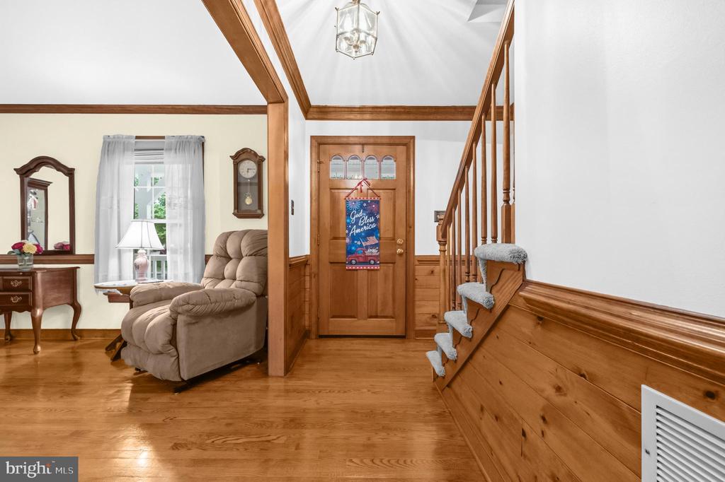 1 RODEO CT, FREDERICKSBURG, Virginia 22407, 4 Bedrooms Bedrooms, ,2 BathroomsBathrooms,Residential,BREEZEWOOD,1 RODEO CT,VASP2041102 MLS # VASP2041102