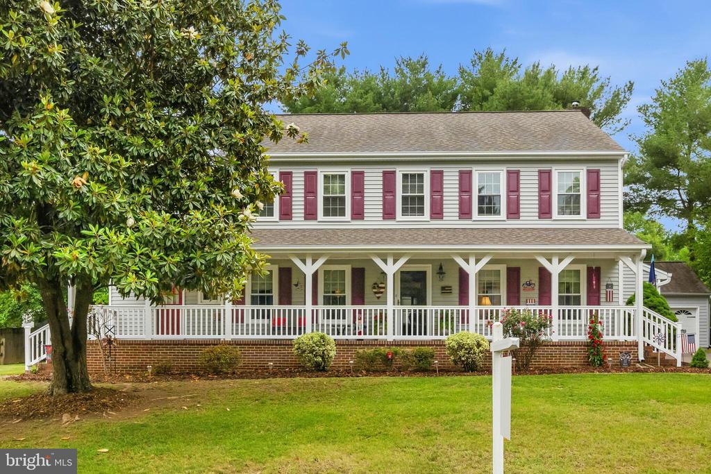1 RODEO CT, FREDERICKSBURG, Virginia 22407, 4 Bedrooms Bedrooms, ,2 BathroomsBathrooms,Residential,BREEZEWOOD,1 RODEO CT,VASP2041102 MLS # VASP2041102