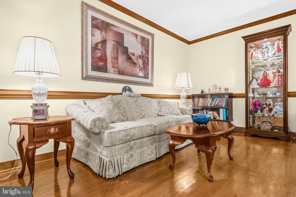 1 RODEO CT, FREDERICKSBURG, Virginia 22407, 4 Bedrooms Bedrooms, ,2 BathroomsBathrooms,Residential,BREEZEWOOD,1 RODEO CT,VASP2041102 MLS # VASP2041102