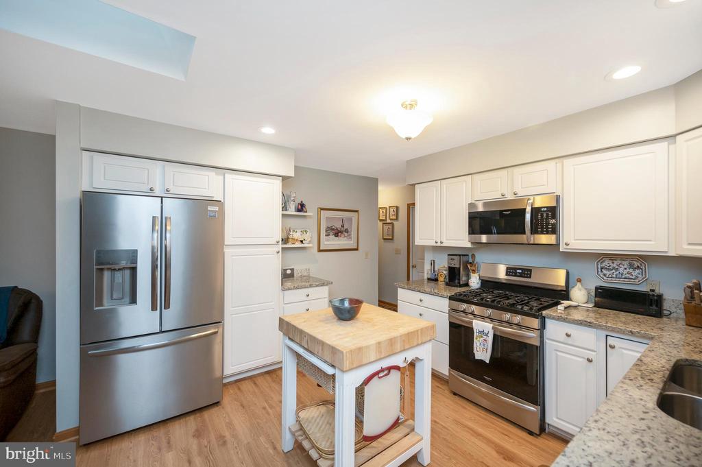 2402 LAKEVIEW PARKWAY, LOCUST GROVE, Virginia 22508, 3 Bedrooms Bedrooms, ,2 BathroomsBathrooms,Residential,2402 LAKEVIEW PARKWAY,VAOR2014284 MLS # VAOR2014284 2402 LAKEVIEW PARKWAY, LOCUST GROVE, Virginia 22508, 3 Bedrooms Bedrooms, ,2 BathroomsBathrooms,Residential,2402 LAKEVIEW PARKWAY,VAOR2014284 MLS # VAOR2014284