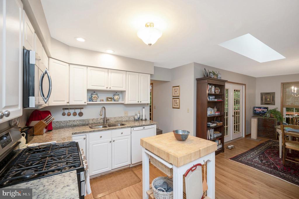 2402 LAKEVIEW PARKWAY, LOCUST GROVE, Virginia 22508, 3 Bedrooms Bedrooms, ,2 BathroomsBathrooms,Residential,2402 LAKEVIEW PARKWAY,VAOR2014284 MLS # VAOR2014284 2402 LAKEVIEW PARKWAY, LOCUST GROVE, Virginia 22508, 3 Bedrooms Bedrooms, ,2 BathroomsBathrooms,Residential,2402 LAKEVIEW PARKWAY,VAOR2014284 MLS # VAOR2014284