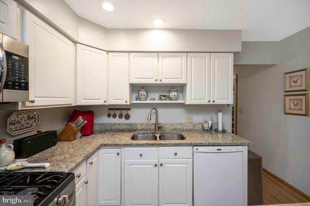 2402 LAKEVIEW PARKWAY, LOCUST GROVE, Virginia 22508, 3 Bedrooms Bedrooms, ,2 BathroomsBathrooms,Residential,2402 LAKEVIEW PARKWAY,VAOR2014284 MLS # VAOR2014284 2402 LAKEVIEW PARKWAY, LOCUST GROVE, Virginia 22508, 3 Bedrooms Bedrooms, ,2 BathroomsBathrooms,Residential,2402 LAKEVIEW PARKWAY,VAOR2014284 MLS # VAOR2014284