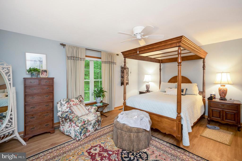 2402 LAKEVIEW PARKWAY, LOCUST GROVE, Virginia 22508, 3 Bedrooms Bedrooms, ,2 BathroomsBathrooms,Residential,2402 LAKEVIEW PARKWAY,VAOR2014284 MLS # VAOR2014284 2402 LAKEVIEW PARKWAY, LOCUST GROVE, Virginia 22508, 3 Bedrooms Bedrooms, ,2 BathroomsBathrooms,Residential,2402 LAKEVIEW PARKWAY,VAOR2014284 MLS # VAOR2014284