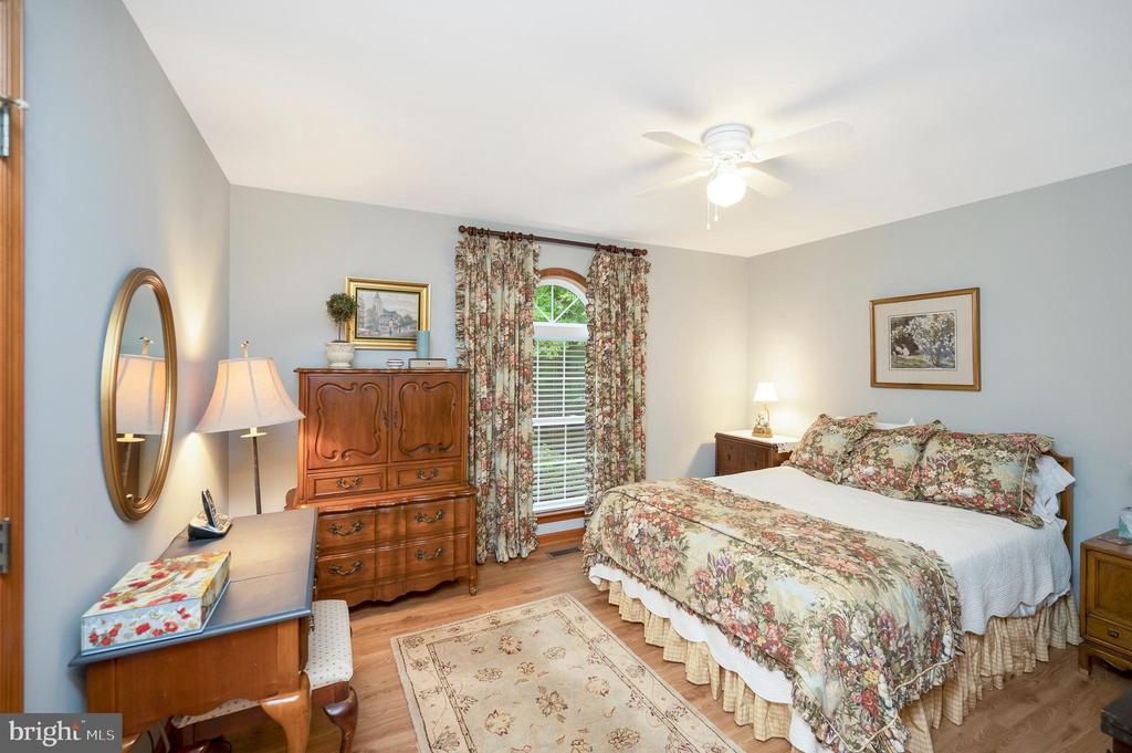 2402 LAKEVIEW PARKWAY, LOCUST GROVE, Virginia 22508, 3 Bedrooms Bedrooms, ,2 BathroomsBathrooms,Residential,2402 LAKEVIEW PARKWAY,VAOR2014284 MLS # VAOR2014284 2402 LAKEVIEW PARKWAY, LOCUST GROVE, Virginia 22508, 3 Bedrooms Bedrooms, ,2 BathroomsBathrooms,Residential,2402 LAKEVIEW PARKWAY,VAOR2014284 MLS # VAOR2014284